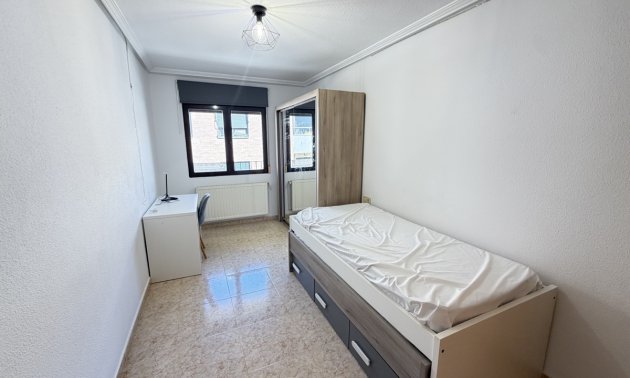 Resale - Apartment / flat -
San Miguel de Salinas - San Miguel - Town