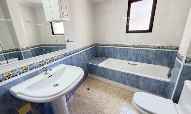 Resale - Apartment / flat -
San Miguel de Salinas - San Miguel - Town