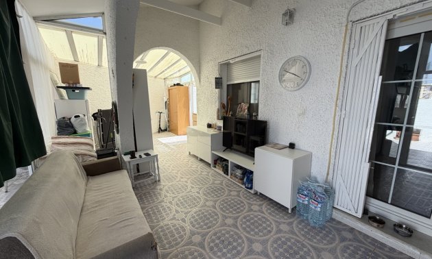 Resale - Bungalow -
Orihuela Costa - Villamartin