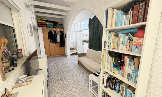 Resale - Bungalow -
Orihuela Costa - Villamartin