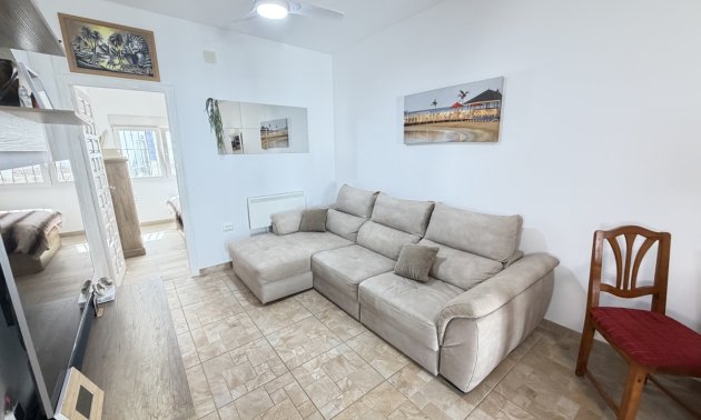 Resale - Bungalow -
Orihuela Costa - Villamartin