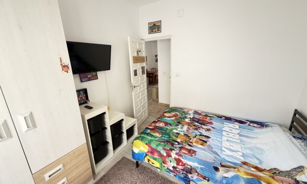 Resale - Bungalow -
Orihuela Costa - Villamartin