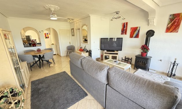 Resale - Townhouse -
San Miguel de Salinas - San Miguel - Town