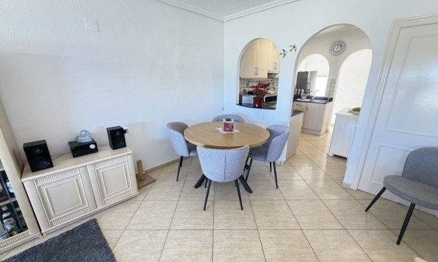 Resale - Townhouse -
San Miguel de Salinas - San Miguel - Town