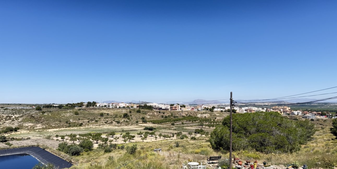 Resale - Townhouse -
San Miguel de Salinas - San Miguel - Town