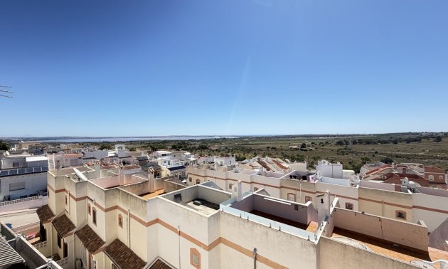 Resale - Townhouse -
San Miguel de Salinas - San Miguel - Town