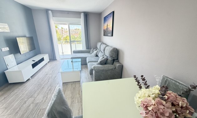Resale - Villa -
Orihuela Costa - Villamartin