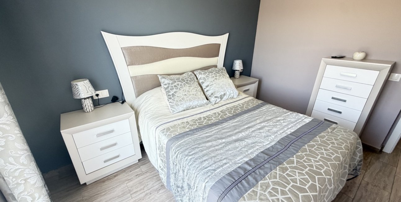 Resale - Villa -
Orihuela Costa - Villamartin