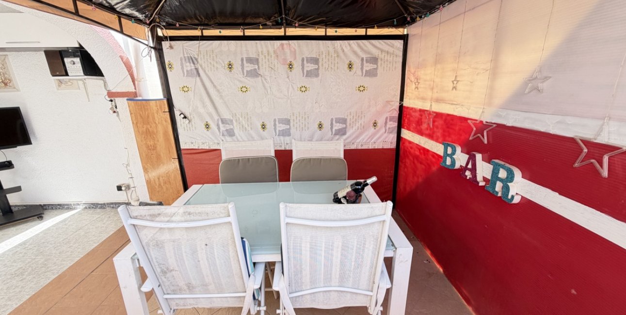 Resale - Bungalow -
San Miguel de Salinas - San Miguel - Town