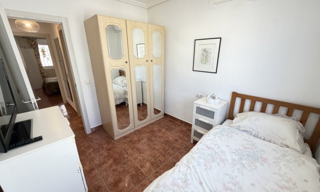 Resale - Bungalow -
San Miguel de Salinas - San Miguel - Town
