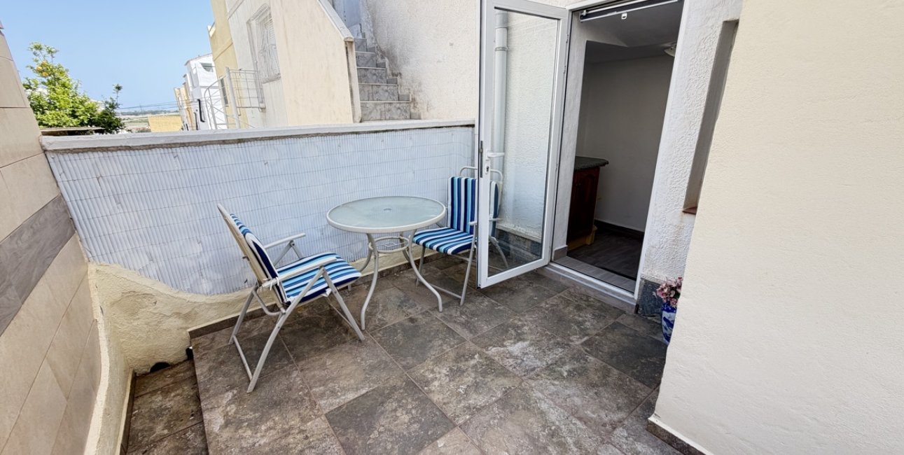 Resale - Bungalow -
San Miguel de Salinas - San Miguel - Town