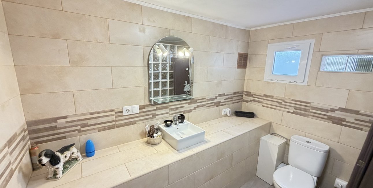 Resale - Bungalow -
San Miguel de Salinas - San Miguel - Town