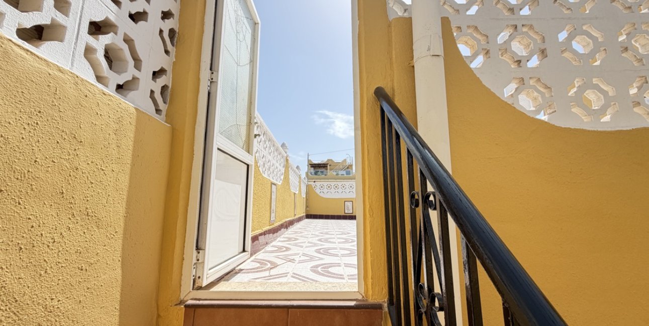 Resale - Bungalow -
San Miguel de Salinas - San Miguel - Town