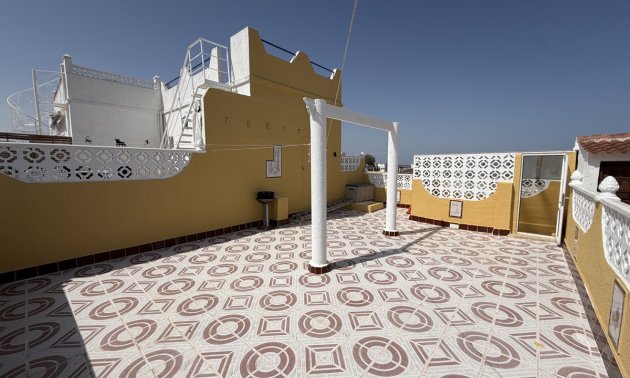 Resale - Bungalow -
San Miguel de Salinas - San Miguel - Town