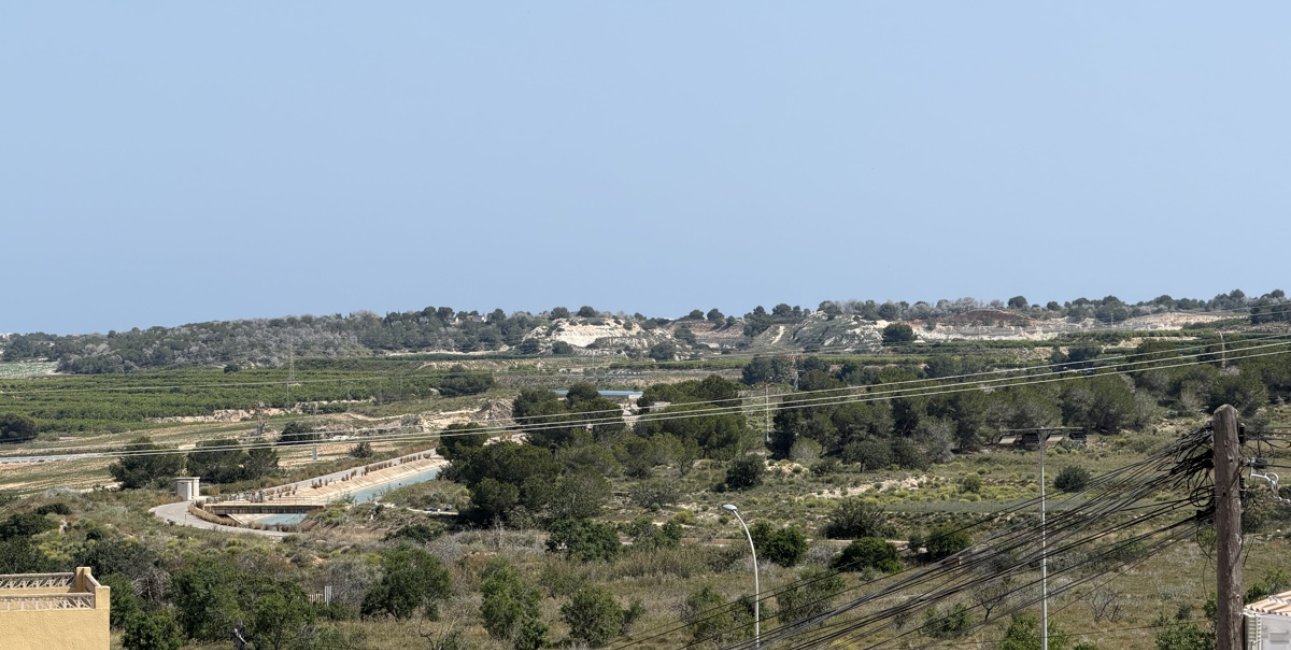 Resale - Bungalow -
San Miguel de Salinas - San Miguel - Town