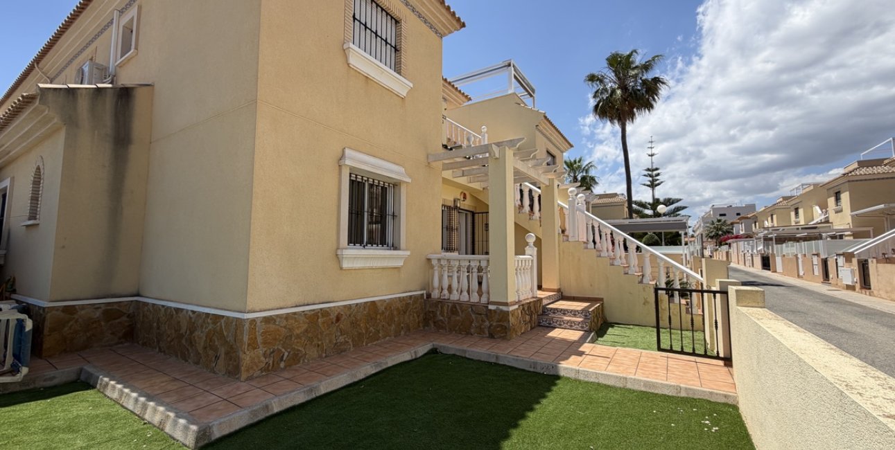 Resale - Apartment / flat -
Orihuela Costa - Los Dolses