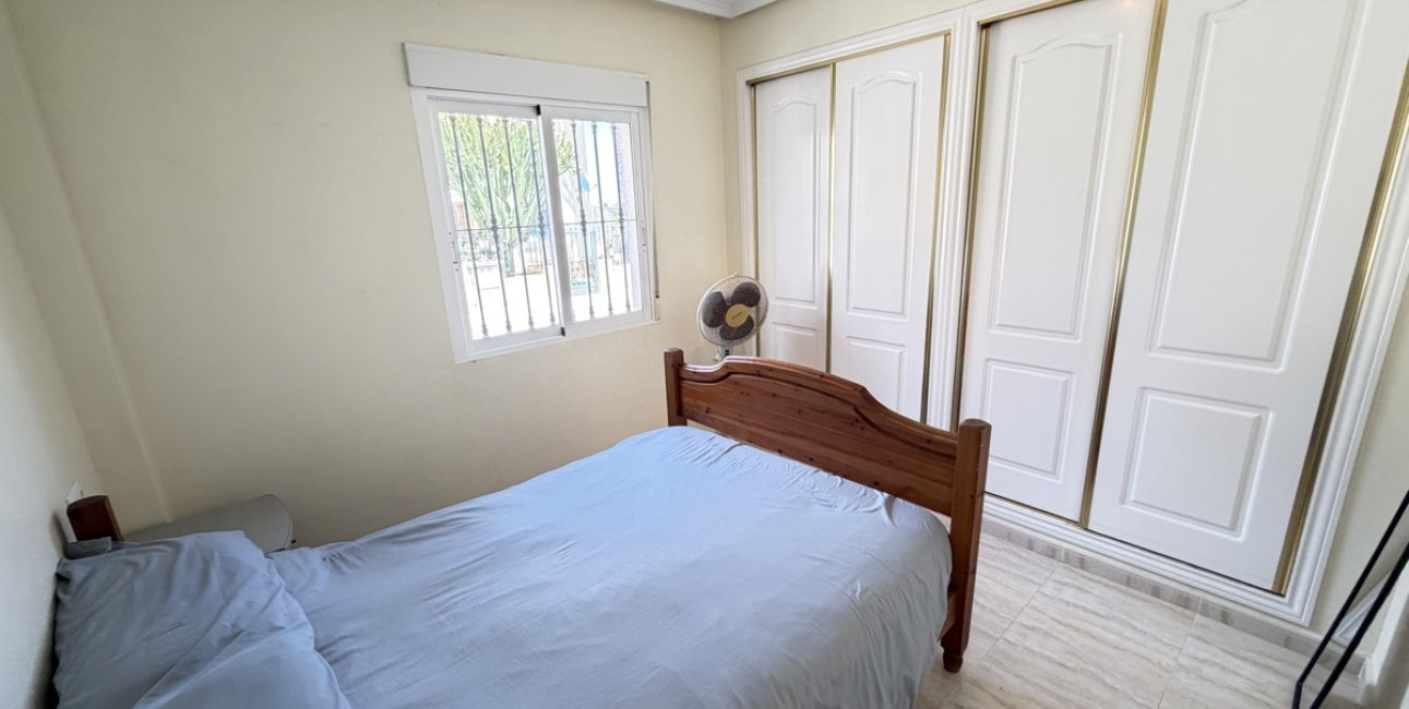 Resale - Apartment / flat -
Orihuela Costa - Los Dolses