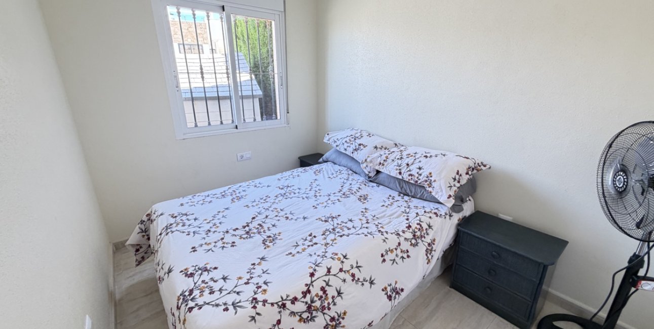 Resale - Apartment / flat -
Orihuela Costa - Los Dolses