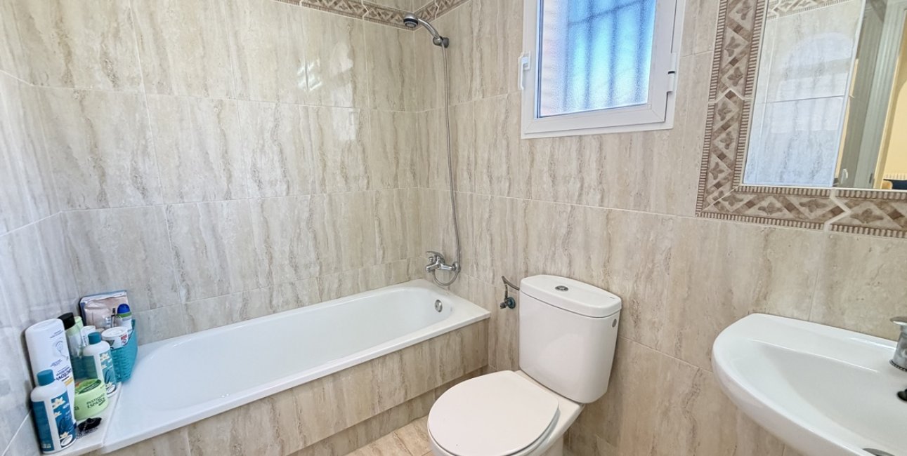 Resale - Apartment / flat -
Orihuela Costa - Los Dolses