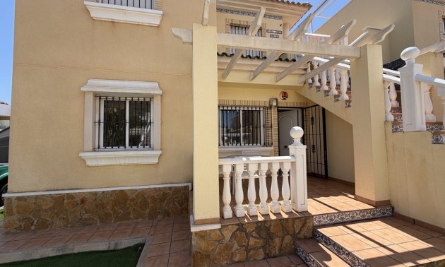 Resale - Apartment / flat -
Orihuela Costa - Los Dolses