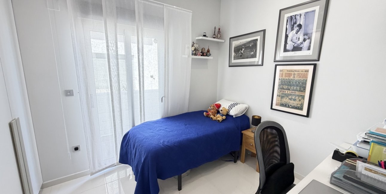 Resale - Villa -
Orihuela Costa - Villamartin