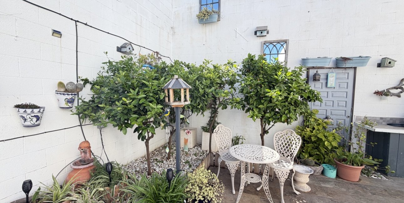 Resale - Villa -
Orihuela Costa - Villamartin