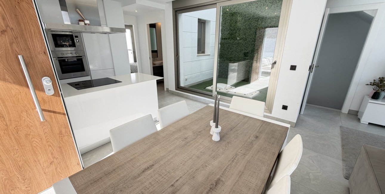 Resale - Villa -
Orihuela Costa - Villamartin