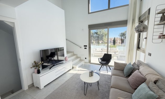 Resale - Villa -
Orihuela Costa - Villamartin