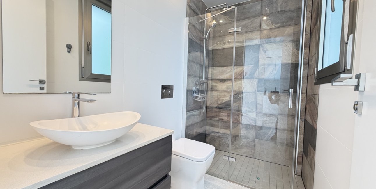 Resale - Villa -
Orihuela Costa - Villamartin