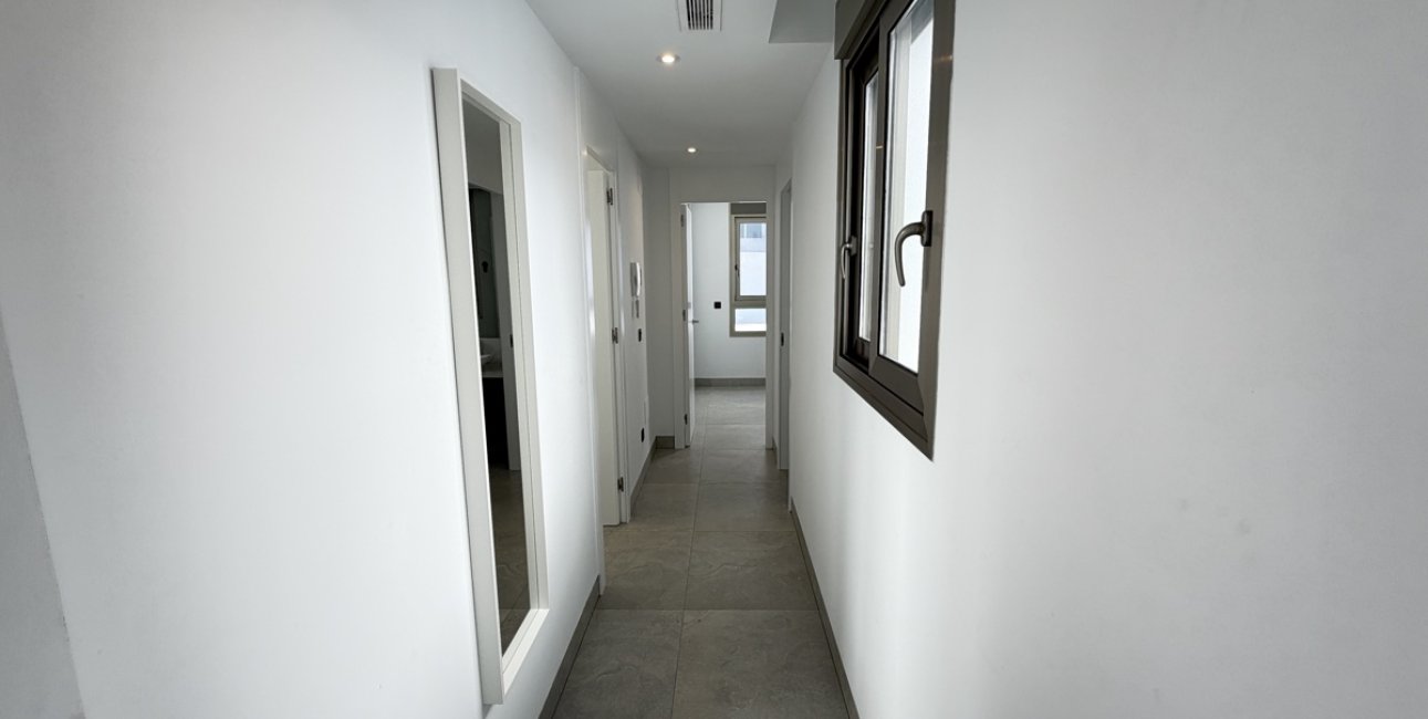 Resale - Villa -
Orihuela Costa - Villamartin