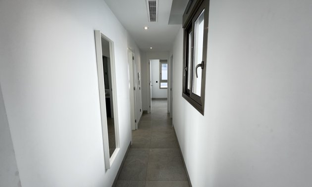 Resale - Villa -
Orihuela Costa - Villamartin