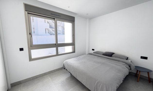 Resale - Villa -
Orihuela Costa - Villamartin
