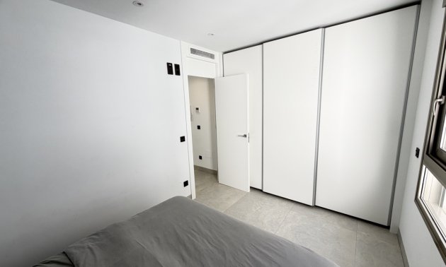 Resale - Villa -
Orihuela Costa - Villamartin