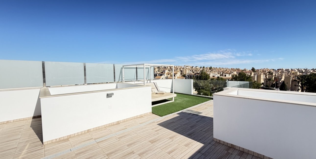 Resale - Villa -
Orihuela Costa - Villamartin