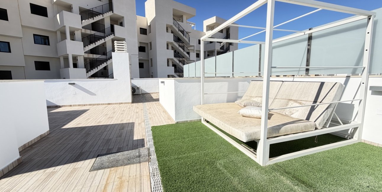 Resale - Villa -
Orihuela Costa - Villamartin