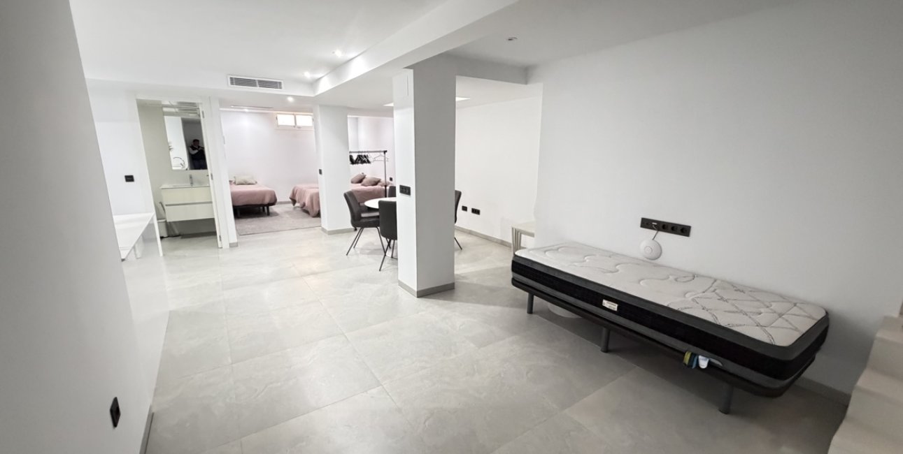 Resale - Villa -
Orihuela Costa - Villamartin