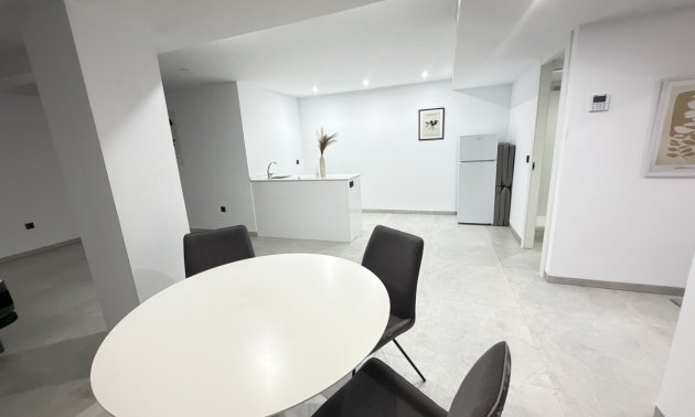 Resale - Villa -
Orihuela Costa - Villamartin