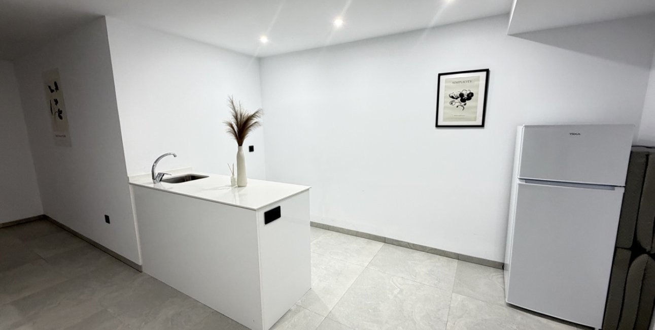 Resale - Villa -
Orihuela Costa - Villamartin