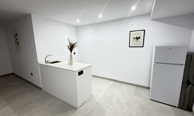 Resale - Villa -
Orihuela Costa - Villamartin