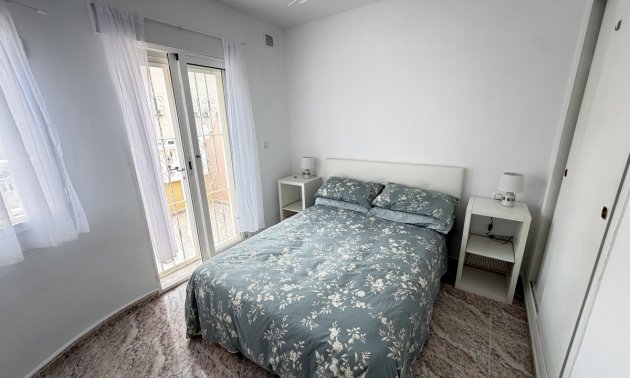 Resale - Townhouse -
Orihuela Costa - Villamartin