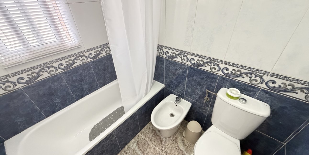 Resale - Townhouse -
Orihuela Costa - Villamartin