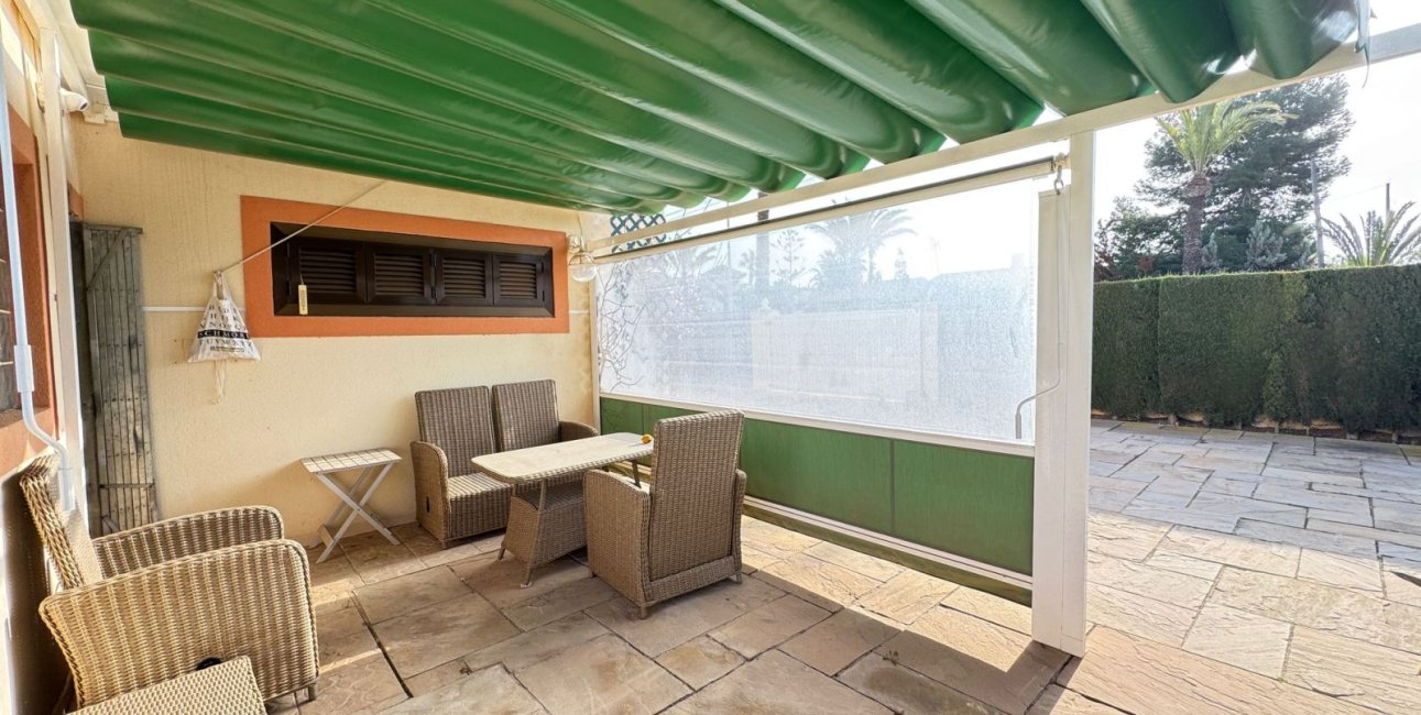 Resale - Villa -
Orihuela Costa - Cabo Roig
