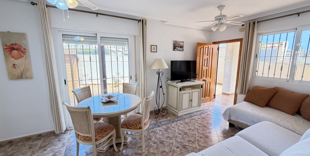 Resale - Apartment / flat -
Orihuela Costa - La Zenia