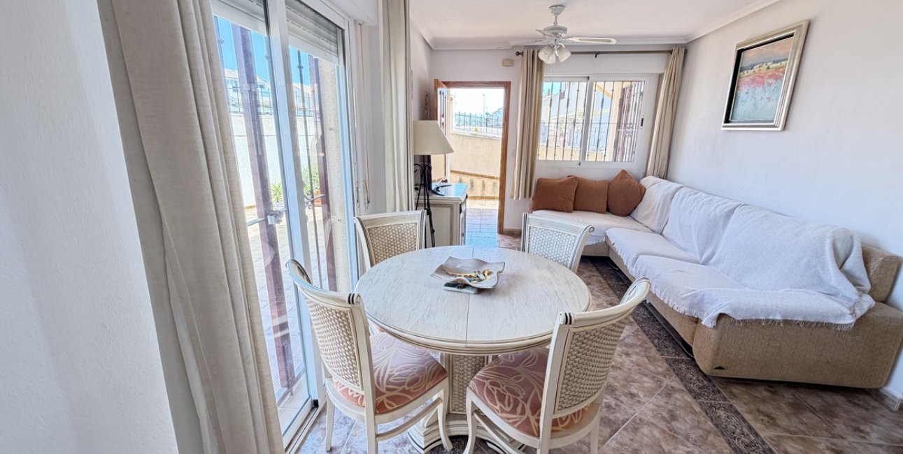 Resale - Apartment / flat -
Orihuela Costa - La Zenia