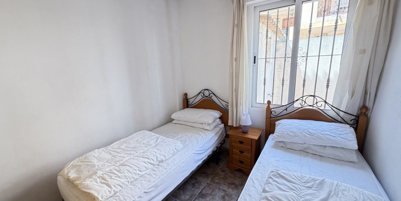 Resale - Apartment / flat -
Orihuela Costa - La Zenia