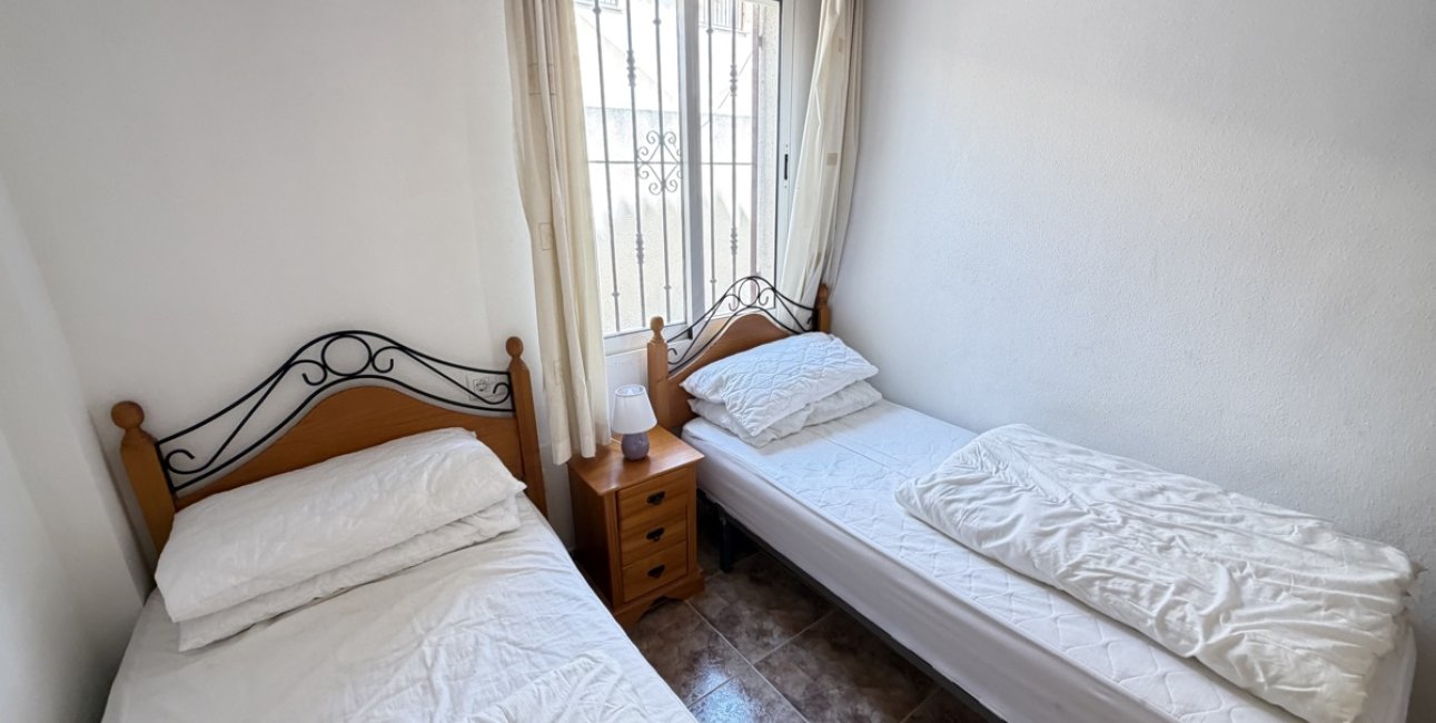 Resale - Apartment / flat -
Orihuela Costa - La Zenia