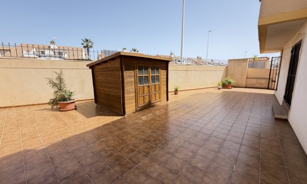 Resale - Apartment / flat -
Orihuela Costa - La Zenia