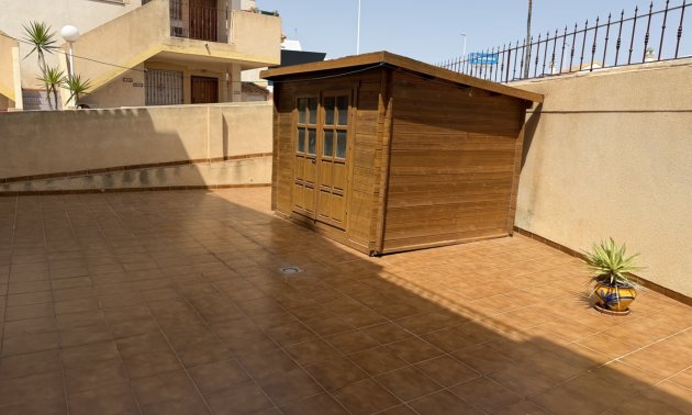 Resale - Apartment / flat -
Orihuela Costa - La Zenia