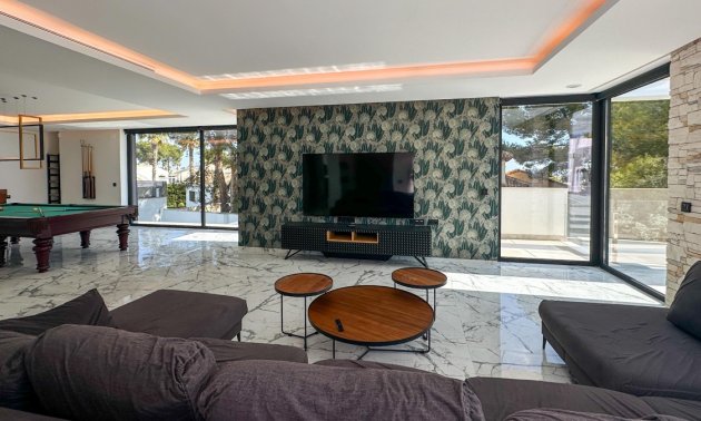 Resale - Villa -
Orihuela Costa - Villamartin