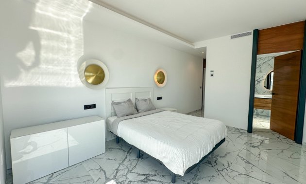 Resale - Villa -
Orihuela Costa - Villamartin